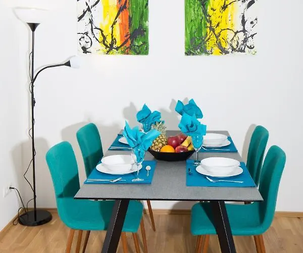 Rosenstein By Family & Apartment *
