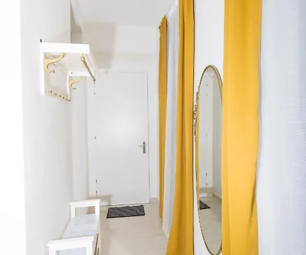 Rosenstein By Family & Apartment *